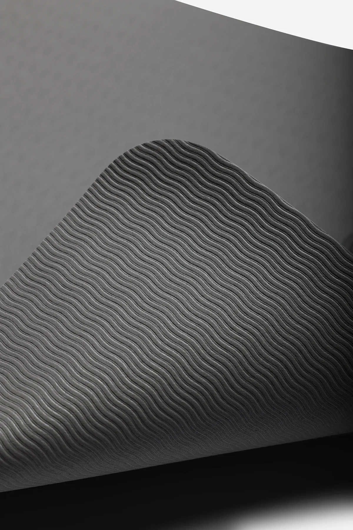 4mm Yoga Mat - Grey - Image 7